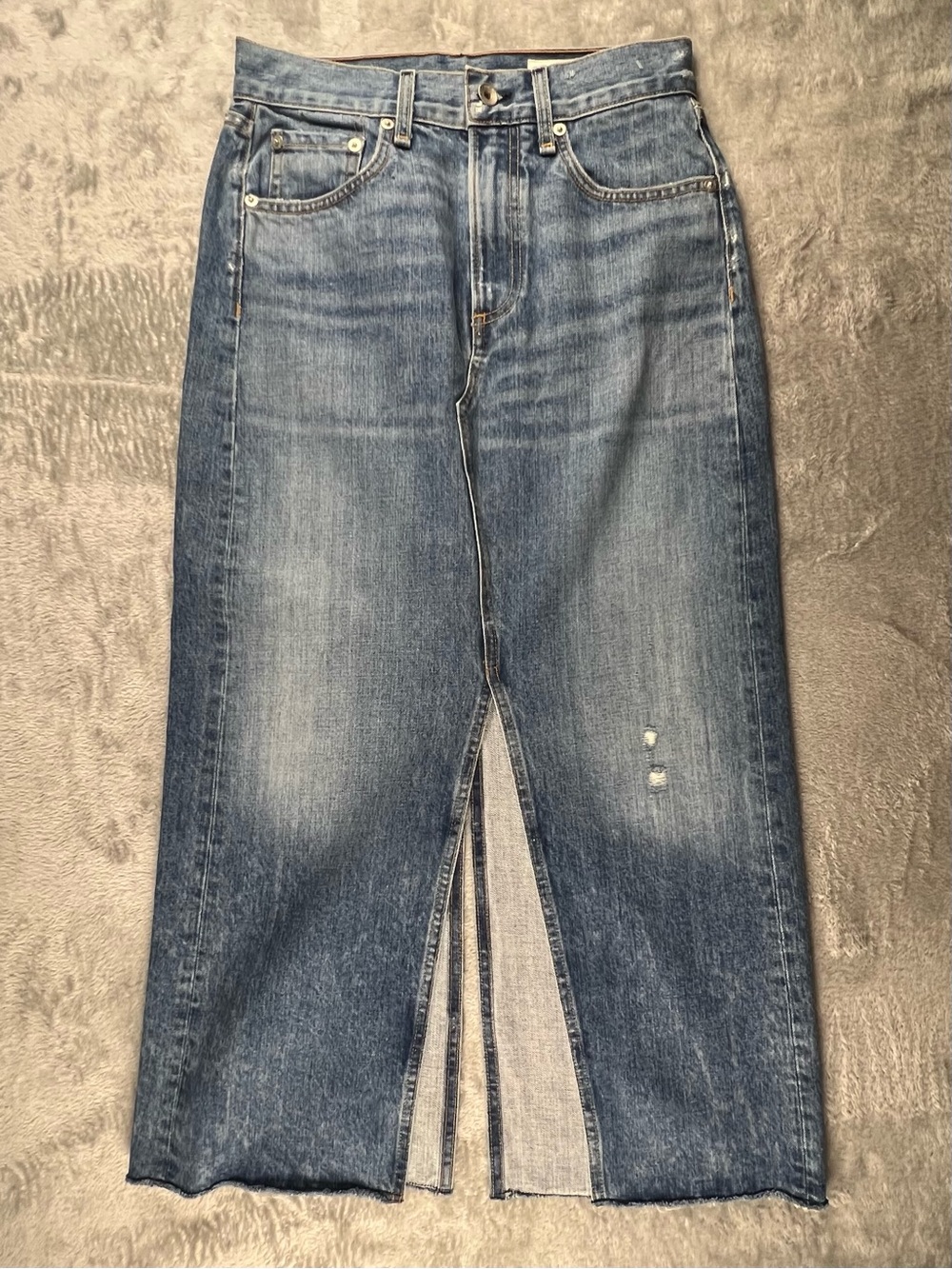 Rag & Bone Woman’s Clyde Midi Skirt Size 25 Distressed Front Back Slit Revolve